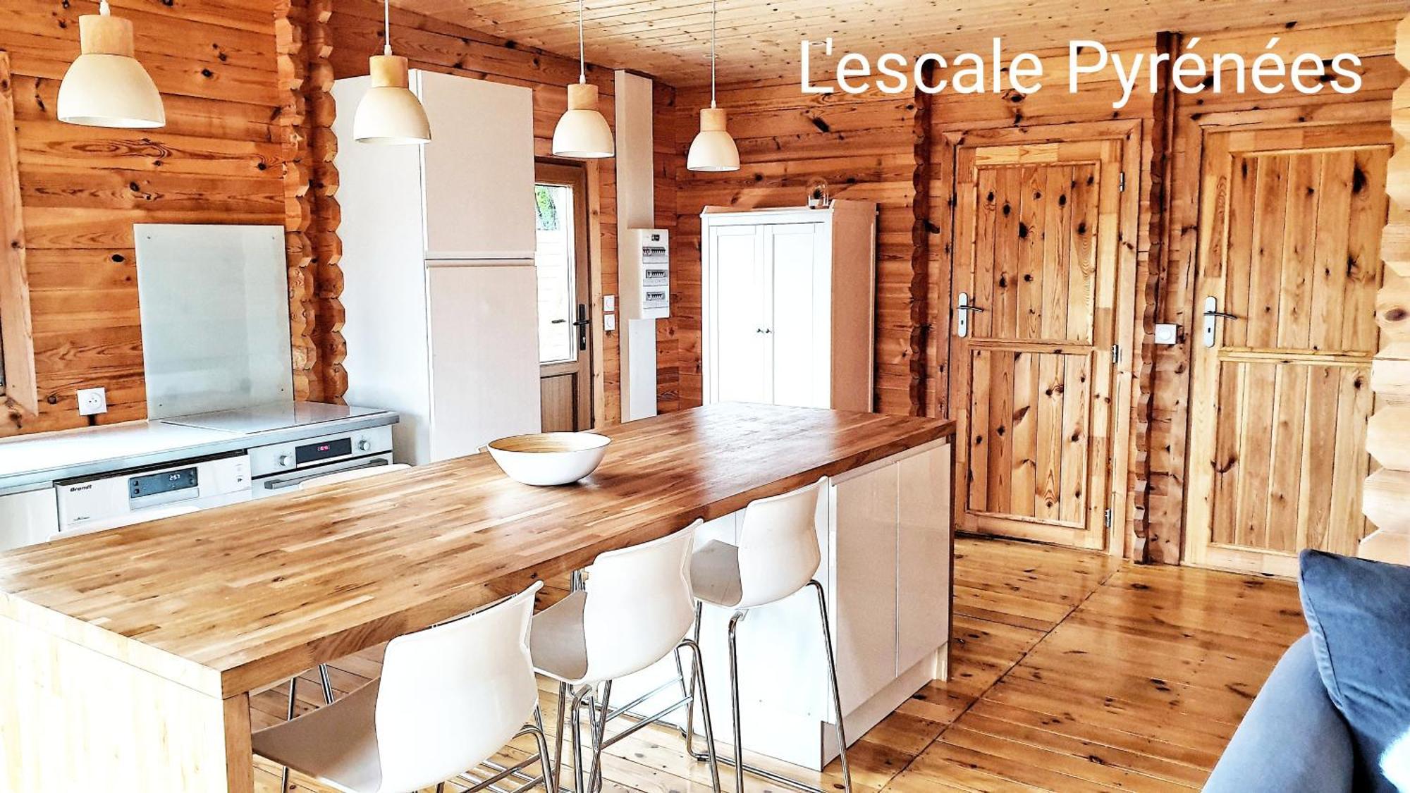 Le Chalet Jacuzzi Et Detente 4 Etoiles Bagneres-de-Bigorre Exterior photo